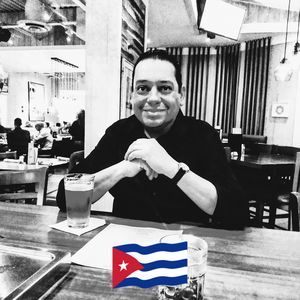 Meet your Posher, Julio